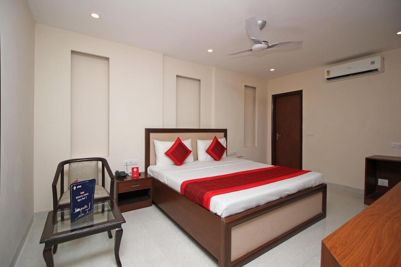 Oyo Hotel Blu Pebbles Near Delhi Airport نيودلهي المظهر الخارجي الصورة