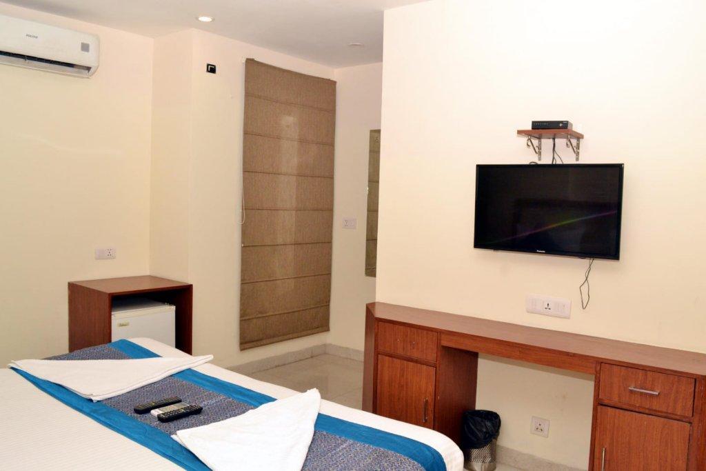 Oyo Hotel Blu Pebbles Near Delhi Airport نيودلهي المظهر الخارجي الصورة